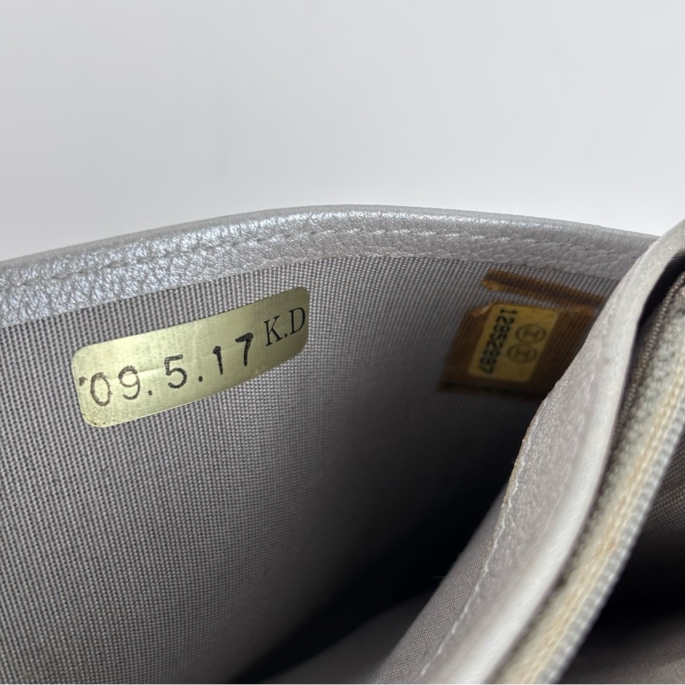 Authentic Chanel Camellia Long Wallet Silver Leather Painted Exterior Bifold - Picture 11 of 13